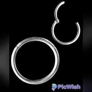 ⭐NWT Goth Punk Silver 16g 8mm Nose Hoop Clicker